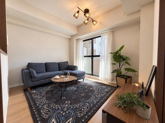 apartment 神奈川県横浜市西区北幸１丁目11-11　NMF 横浜西口ビル　1F