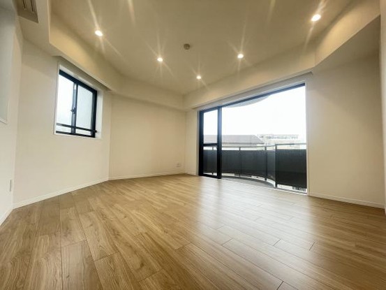 apartment 神奈川県三浦郡葉山町一色
地図を見る