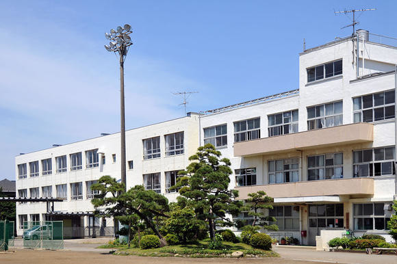 apartment 神奈川県藤沢市鵠沼石上１丁目6-1　エスタ藤沢