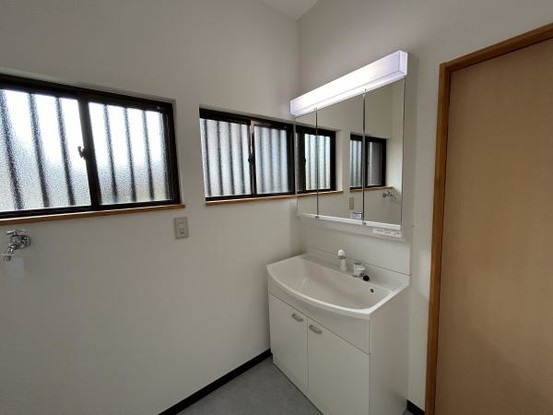 detached 福岡県大牟田市大字岩本2417-1-201