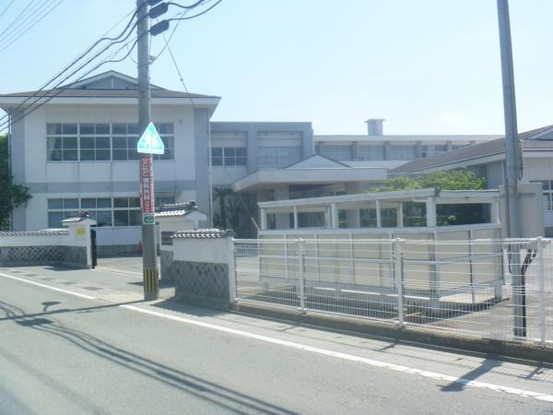 detached 福岡県大牟田市大字岩本2417-1-201