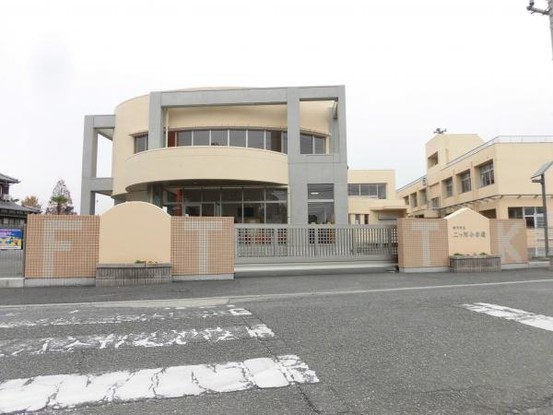 detached 福岡県大牟田市大字岩本2417-1-201