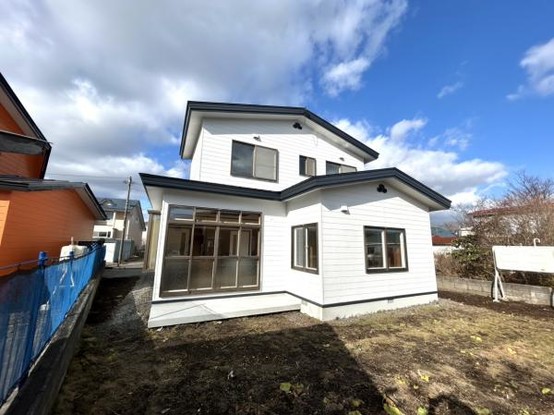 detached 北海道登別市登別本町１丁目
地図を見る