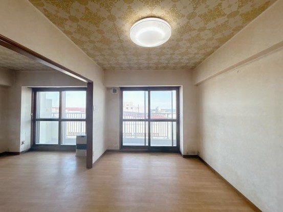 apartment 北海道苫小牧市本町２丁目
地図を見る