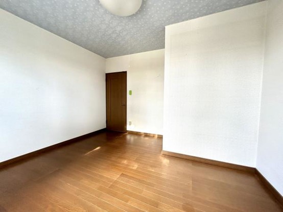 detached 北海道登別市新川町３丁目
地図を見る