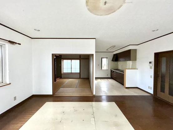 detached 北海道登別市新川町３丁目
地図を見る