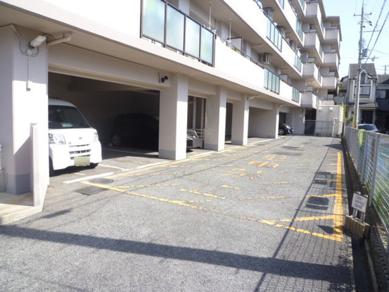 apartment 京都府京都市西京区大枝北沓掛町２丁目12-1　サンシティ桂坂壱番館1Ｆ