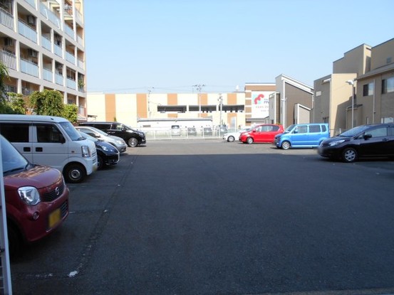 apartment 京都府京都市西京区大枝北沓掛町２丁目12-1　サンシティ桂坂壱番館1Ｆ
