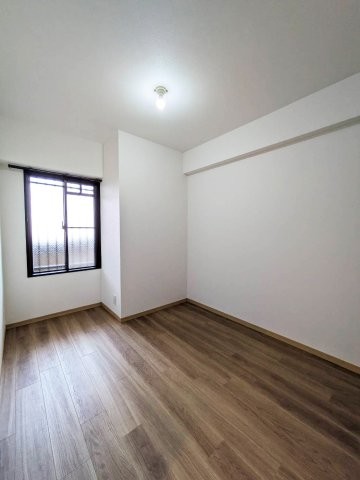 apartment 京都府京都市西京区大枝北沓掛町２丁目12-1　サンシティ桂坂壱番館1Ｆ