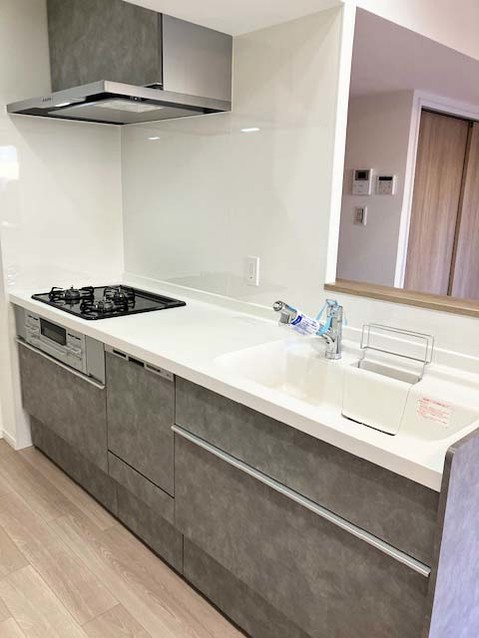 apartment 京都府京都市西京区大枝北沓掛町２丁目12-1　サンシティ桂坂壱番館1Ｆ