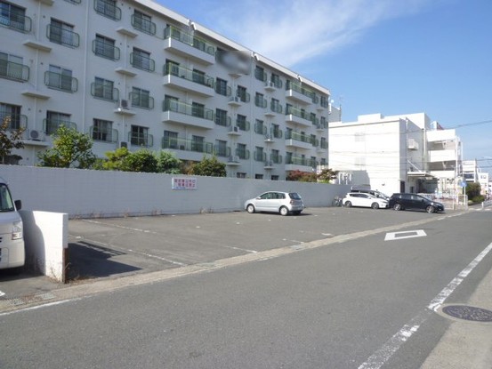 apartment 京都府京都市西京区大枝北沓掛町２丁目12-1　サンシティ桂坂壱番館1Ｆ