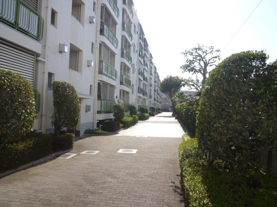 apartment 京都府京都市西京区大枝北沓掛町２丁目12-1　サンシティ桂坂壱番館1Ｆ
