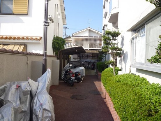 apartment 京都府京都市西京区大枝北沓掛町２丁目12-1　サンシティ桂坂壱番館1Ｆ