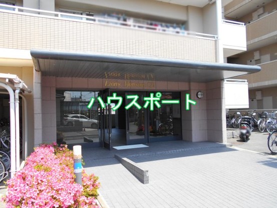 apartment 京都府京都市西京区大枝北沓掛町２丁目12-1　サンシティ桂坂壱番館1Ｆ