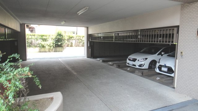 apartment 京都府京都市西京区大枝北沓掛町２丁目12-1　サンシティ桂坂壱番館1Ｆ