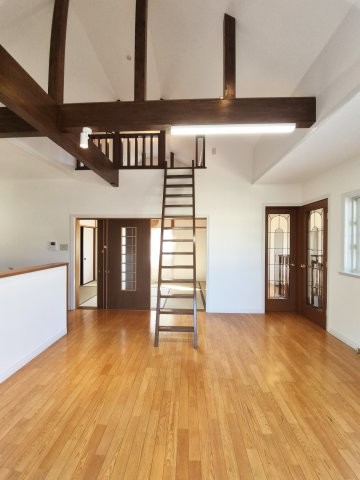 detached 京都府京都市西京区大枝北沓掛町２丁目12-1　サンシティ桂坂壱番館1Ｆ