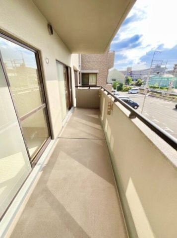 apartment 京都府京都市西京区大枝北沓掛町２丁目12-1　サンシティ桂坂壱番館1Ｆ