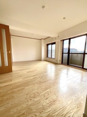 apartment 京都府京都市西京区大枝北沓掛町２丁目12-1　サンシティ桂坂壱番館1Ｆ