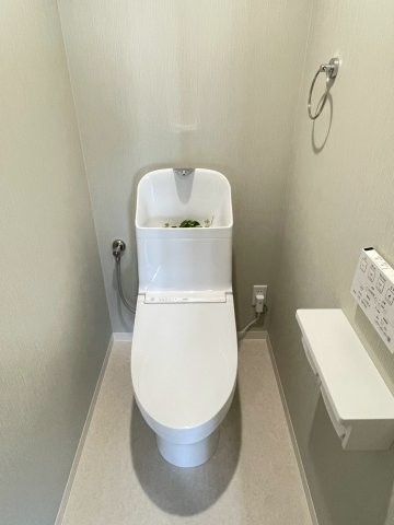 apartment 京都府京都市西京区大枝北沓掛町２丁目12-1　サンシティ桂坂壱番館1Ｆ