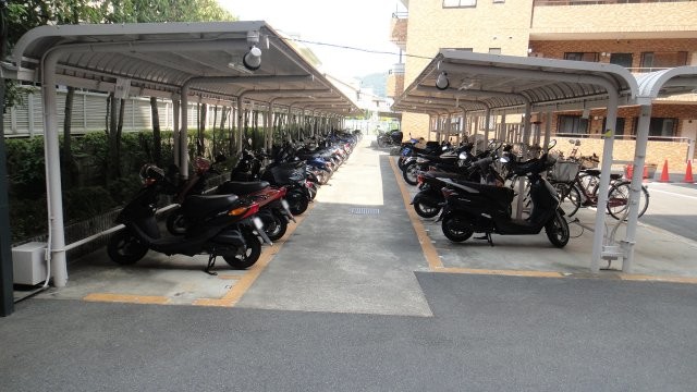 apartment 京都府京都市西京区大枝北沓掛町２丁目12-1　サンシティ桂坂壱番館1Ｆ