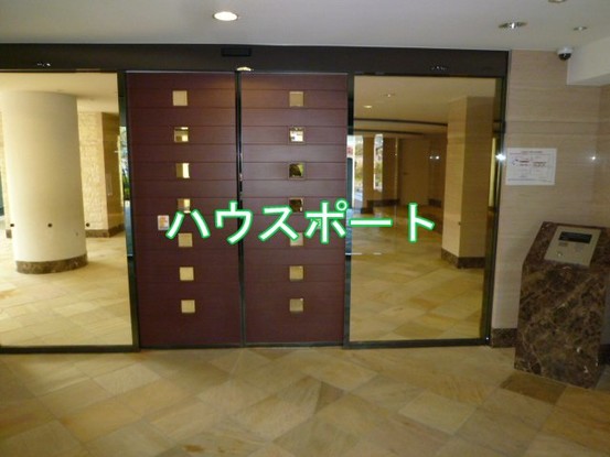 apartment 京都府京都市西京区大枝北沓掛町２丁目12-1　サンシティ桂坂壱番館1Ｆ