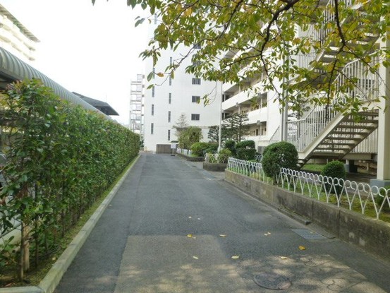 apartment 京都府京都市西京区大枝北沓掛町２丁目12-1　サンシティ桂坂壱番館1Ｆ