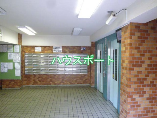 apartment 京都府京都市西京区大枝北沓掛町２丁目12-1　サンシティ桂坂壱番館1Ｆ