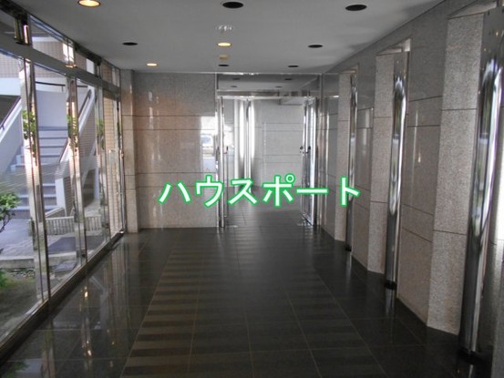 apartment 京都府京都市西京区大枝北沓掛町２丁目12-1　サンシティ桂坂壱番館1Ｆ