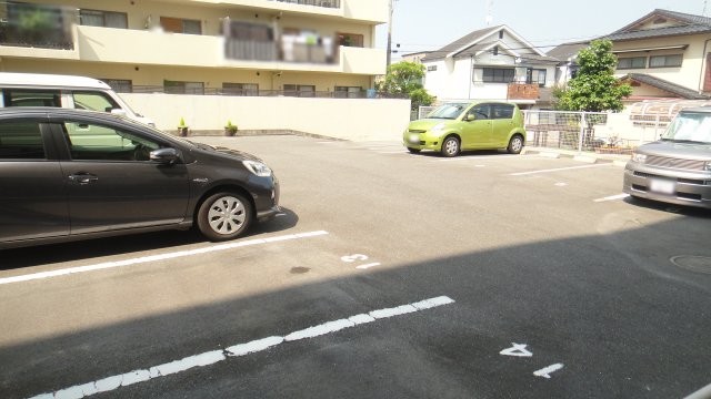 apartment 京都府京都市西京区大枝北沓掛町２丁目12-1　サンシティ桂坂壱番館1Ｆ