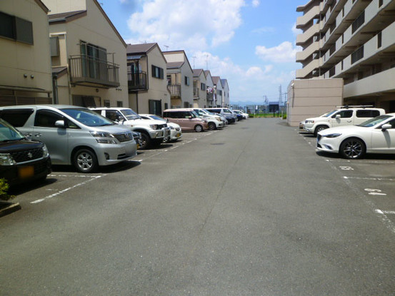 apartment 京都府京都市西京区大枝北沓掛町２丁目12-1　サンシティ桂坂壱番館1Ｆ