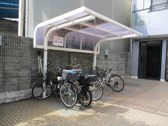 apartment 京都府京都市西京区大枝北沓掛町２丁目12-1　サンシティ桂坂壱番館1Ｆ