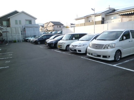 apartment 京都府京都市西京区大枝北沓掛町２丁目12-1　サンシティ桂坂壱番館1Ｆ