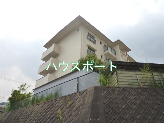 apartment 京都府京都市西京区大枝北沓掛町２丁目12-1　サンシティ桂坂壱番館1Ｆ