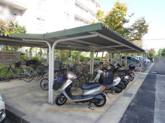 apartment 京都府京都市西京区大枝北沓掛町２丁目12-1　サンシティ桂坂壱番館1Ｆ