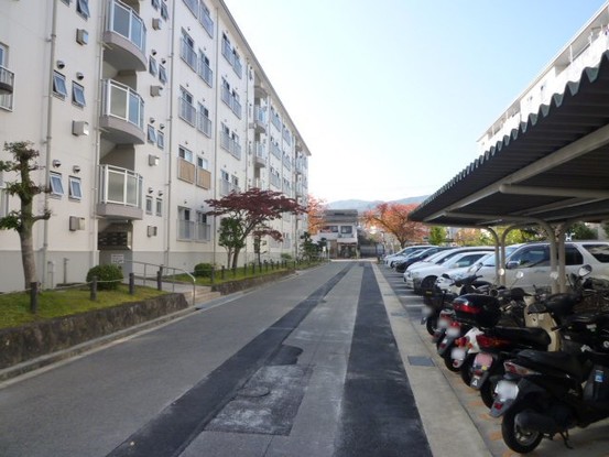 apartment 京都府京都市西京区大枝北沓掛町２丁目12-1　サンシティ桂坂壱番館1Ｆ