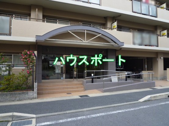apartment 京都府京都市西京区大枝北沓掛町２丁目12-1　サンシティ桂坂壱番館1Ｆ