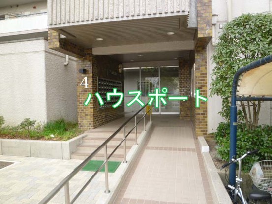 apartment 京都府京都市西京区大枝北沓掛町２丁目12-1　サンシティ桂坂壱番館1Ｆ