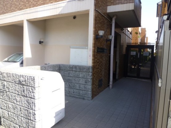 apartment 京都府京都市西京区大枝北沓掛町２丁目12-1　サンシティ桂坂壱番館1Ｆ