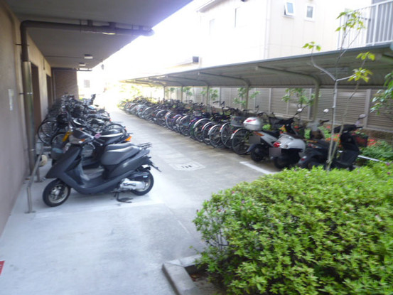 apartment 京都府京都市西京区大枝北沓掛町２丁目12-1　サンシティ桂坂壱番館1Ｆ