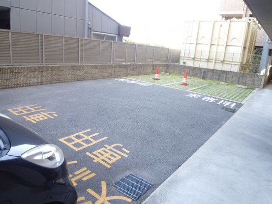 apartment 京都府京都市西京区大枝北沓掛町２丁目12-1　サンシティ桂坂壱番館1Ｆ