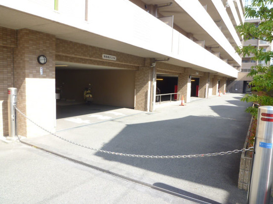 apartment 京都府京都市西京区大枝北沓掛町２丁目12-1　サンシティ桂坂壱番館1Ｆ