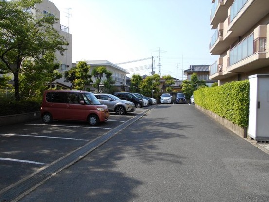 apartment 京都府京都市西京区大枝北沓掛町２丁目12-1　サンシティ桂坂壱番館1Ｆ