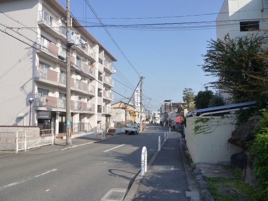 apartment 京都府京都市西京区大枝北沓掛町２丁目12-1　サンシティ桂坂壱番館1Ｆ
