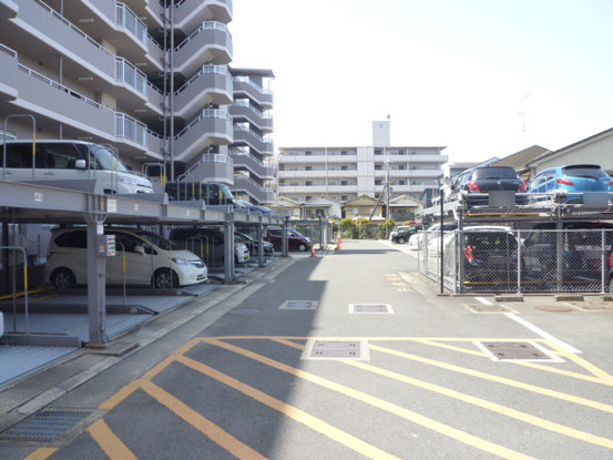 apartment 京都府京都市西京区大枝北沓掛町２丁目12-1　サンシティ桂坂壱番館1Ｆ