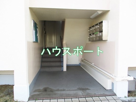 apartment 京都府京都市西京区大枝北沓掛町２丁目12-1　サンシティ桂坂壱番館1Ｆ