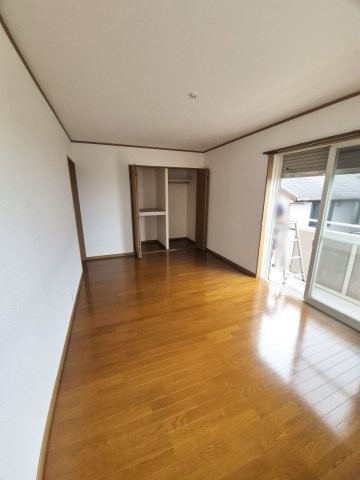 detached 京都府京都市西京区大枝北沓掛町２丁目12-1　サンシティ桂坂壱番館1Ｆ
