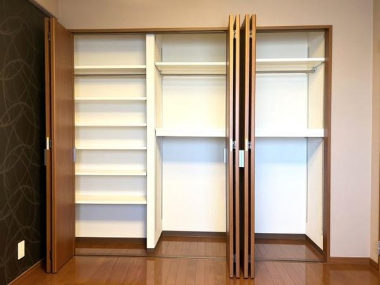 apartment 香川県丸亀市田村町1774番地2　マイタウン　西棟中