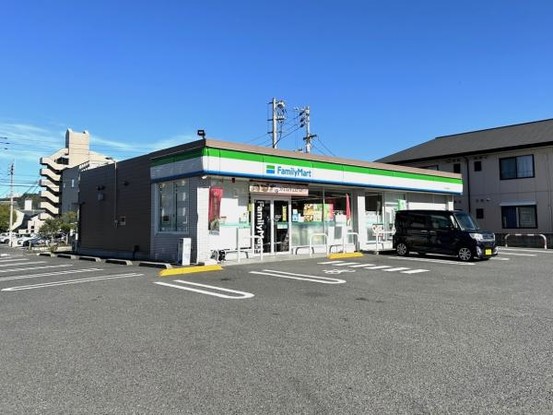 apartment 香川県丸亀市田村町1774番地2　マイタウン　西棟中