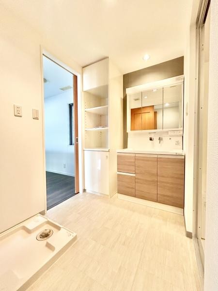 apartment 香川県丸亀市田村町1774番地2　マイタウン　西棟中