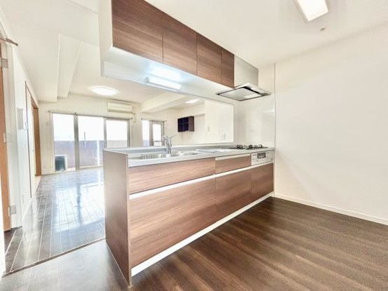 apartment 香川県丸亀市田村町1774番地2　マイタウン　西棟中